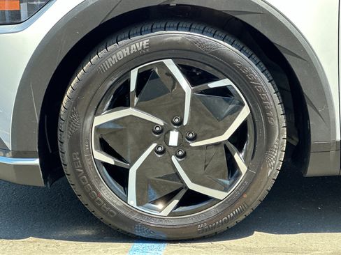 Used 2024 Hyundai Ioniq 5 SEL RWD image 26
