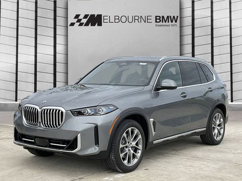 New 2026 BMW X5 sDrive40i w/ Premium Package image 1
