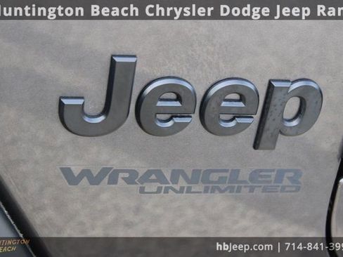 Used 2022 Jeep Wrangler Unlimited Sport image 9