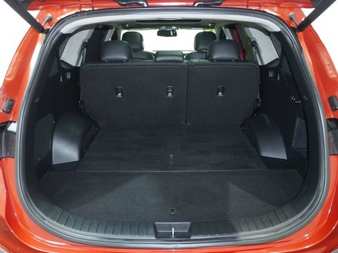 Used 2019 Hyundai Santa Fe AWD image 6