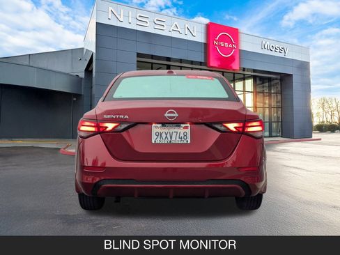 Used 2025 Nissan Sentra SV image 9