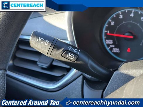 Used 2020 Chevrolet Equinox LS AWD/4WD image 22