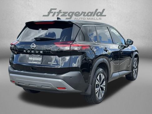 Used 2022 Nissan Rogue SV AWD/4WD image 5