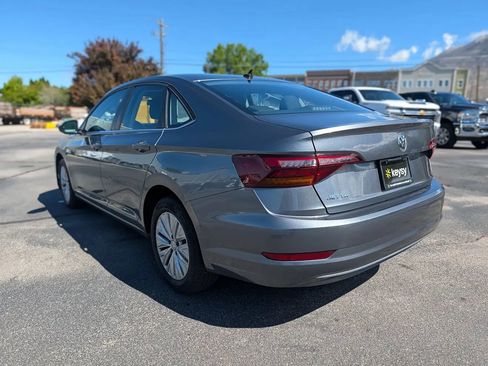 Used 2019 Volkswagen Jetta S w/ Driver Assistance Package FWD image 3