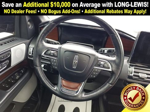 Used 2023 Lincoln Navigator Reserve image 18