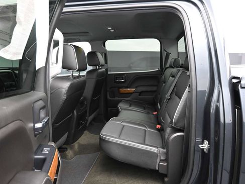 Used 2018 Chevrolet Silverado 1500 High Country image 11