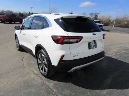 Used 2025 Ford Escape Platinum w/ Premium Technology Package image 5