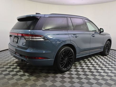 New 2026 Lincoln Aviator Reserve AWD/4WD image 7