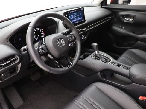 Used 2024 Honda HR-V EX-L image 14