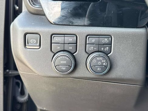 Used 2025 Chevrolet Silverado 1500 ZR2 w/ Dark Appearance Package AWD/4WD image 46