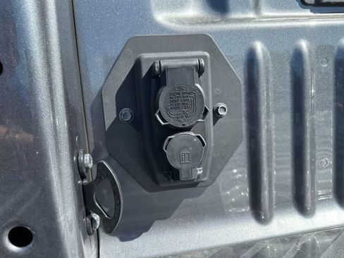 Used 2026 Ford F350 Platinum AWD/4WD image 25