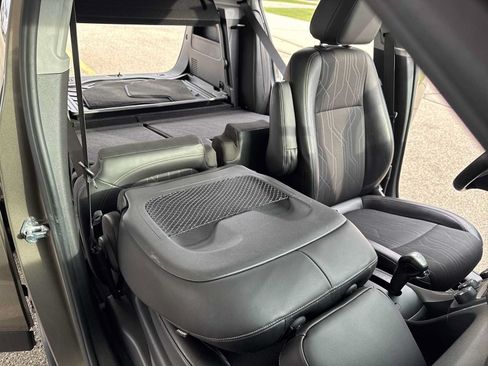 Certified 2020 Chevrolet Trax LT w/ LT Convenience Package FWD image 33