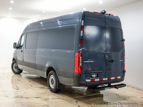 Used 2019 Mercedes-Benz Sprinter 170 image 6