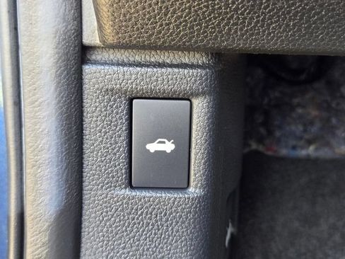 Certified 2025 Honda Accord SE image 22