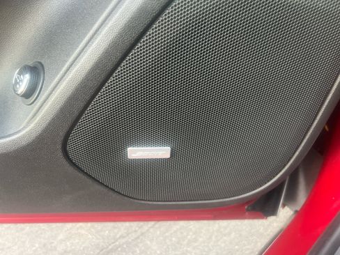 Used 2019 Chevrolet Blazer Premier w/ Driver Confidence II Package image 16