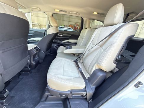 Used 2023 Subaru Ascent Premium w/ Convenience Package AWD/4WD image 24