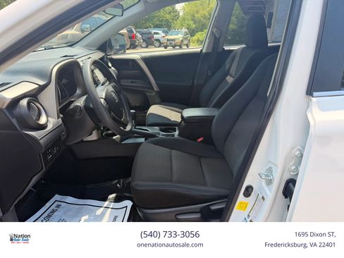 Used 2015 Toyota RAV4 LE AWD/4WD image 12
