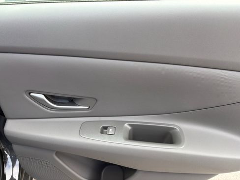 New 2026 Hyundai Elantra Sport FWD image 21