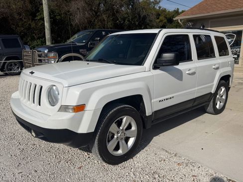 Used 2011 Jeep Patriot Sport w/ PWR Value Group image 2
