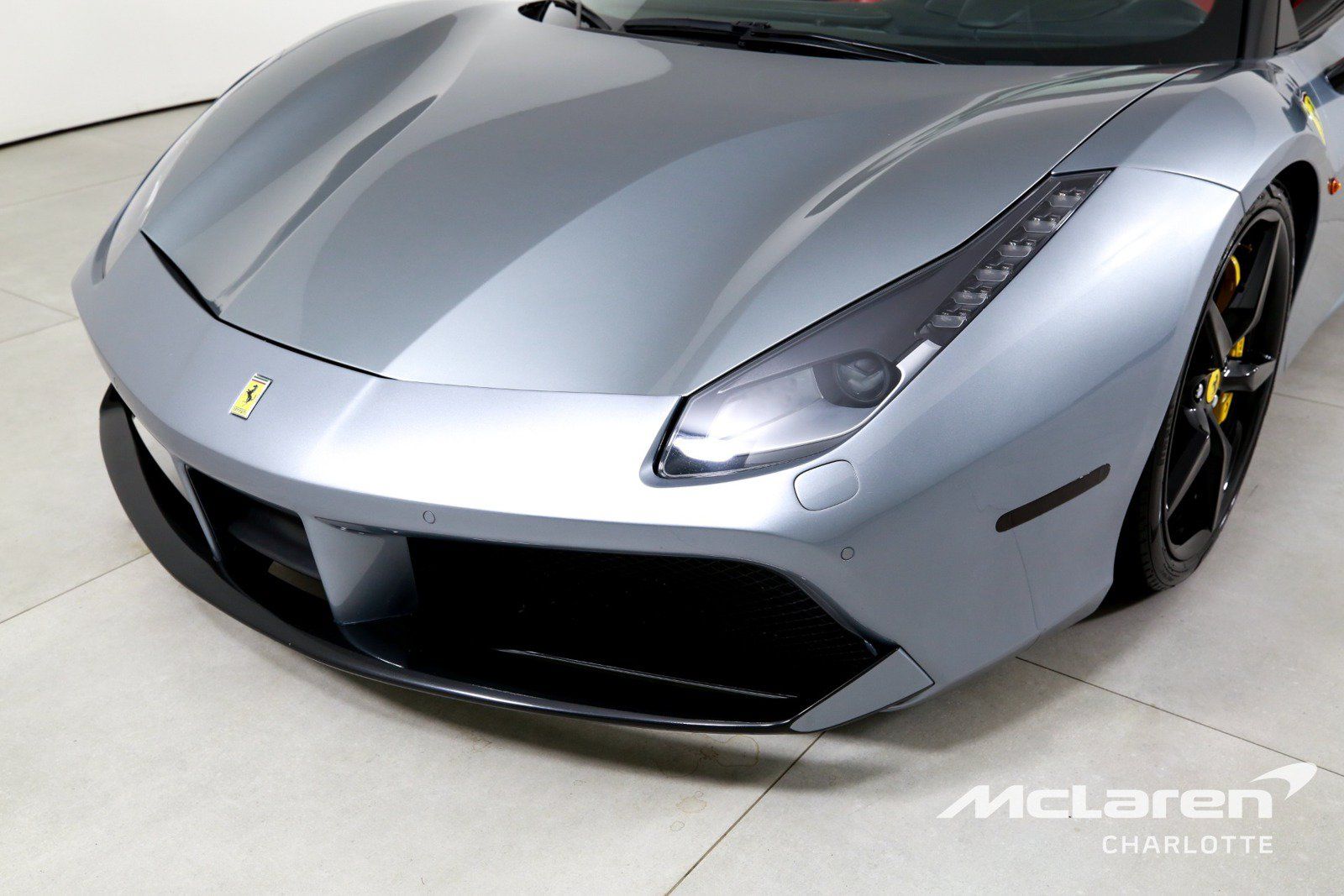 Used 2019 Ferrari 488 Spider RWD image 28