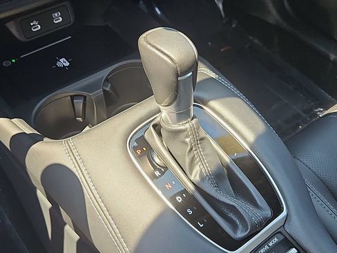 Used 2026 Honda HR-V EX-L image 25