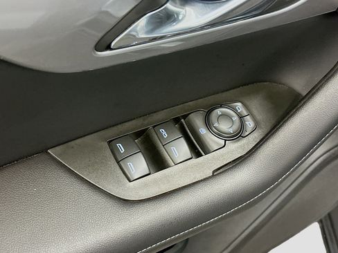 Used 2025 Chevrolet Blazer LT image 15