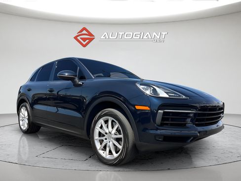 Used 2021 Porsche Cayenne AWD/4WD image 11