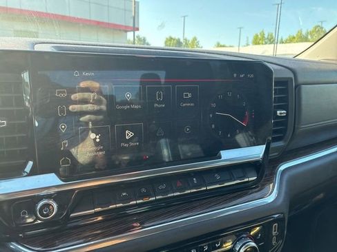 Used 2024 GMC Sierra 1500 Elevation w/ X31 Off-Road Package AWD/4WD image 8