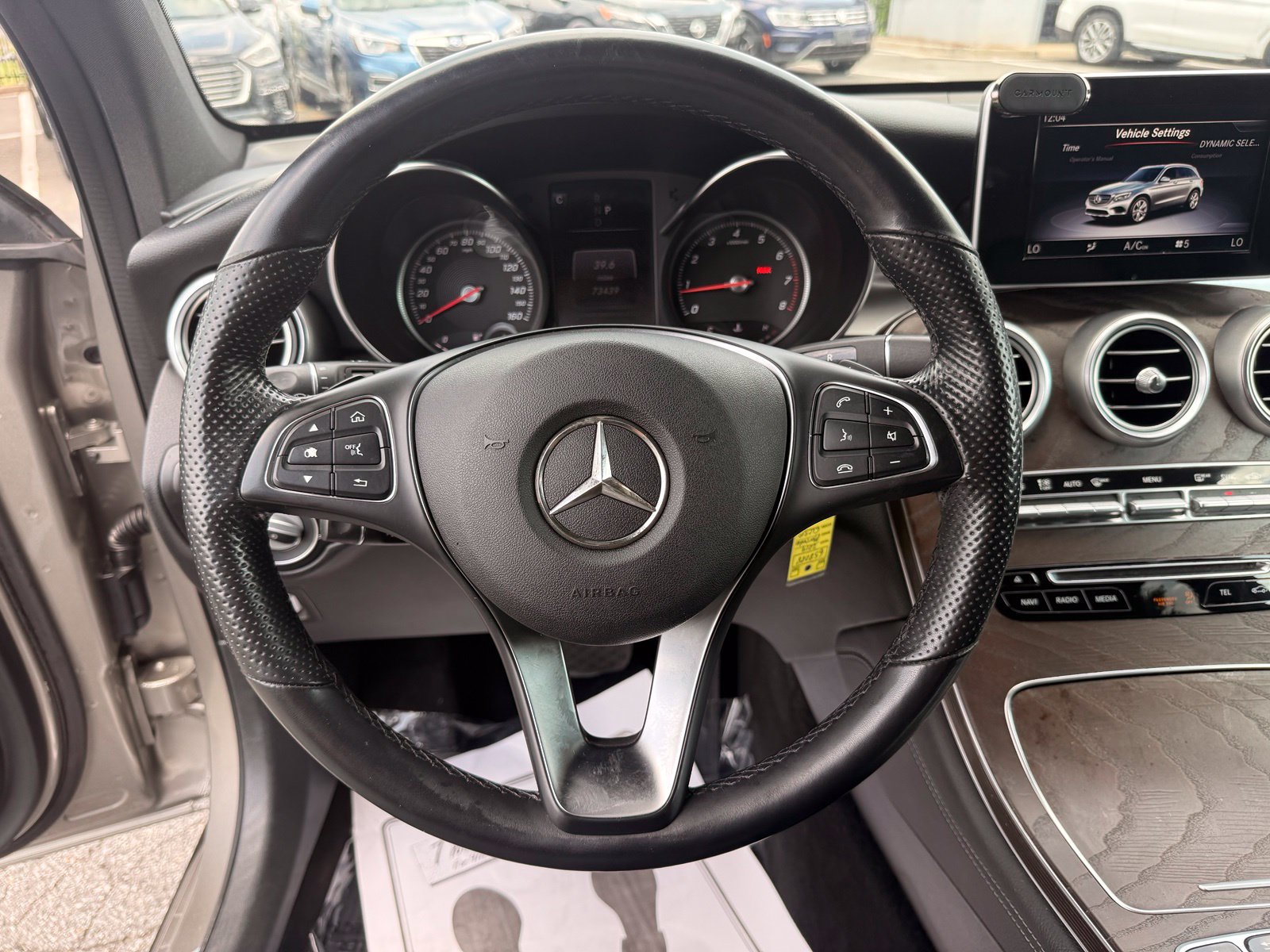 Used 2019 Mercedes-Benz GLC 300 4MATIC w/ Premium Package image 16