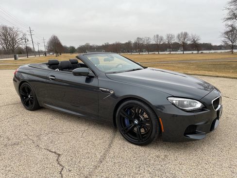 Used 2014 BMW M6 Convertible image 19
