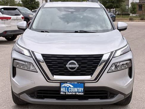 Used 2023 Nissan Rogue SV FWD image 9
