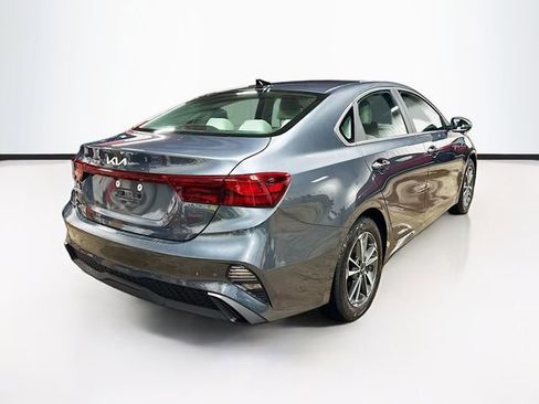 Used 2023 Kia Forte LXS w/ LXS Technology Package image 7