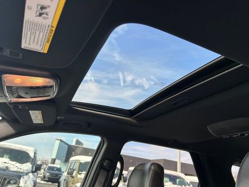 Used 2019 Dodge Durango R/T w/ Trailer Tow Group IV image 25