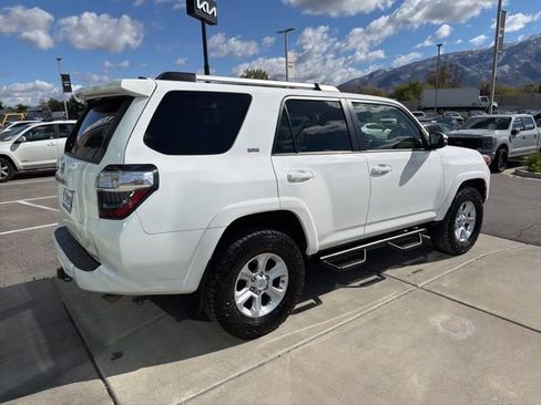 Used 2021 Toyota 4Runner SR5 Premium w/ Moonroof Package image 4