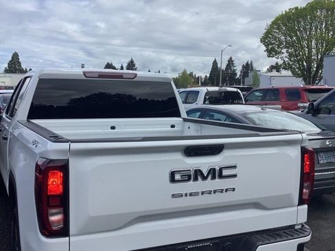 Used 2024 GMC Sierra 1500 Pro w/ Graphite Edition image 3