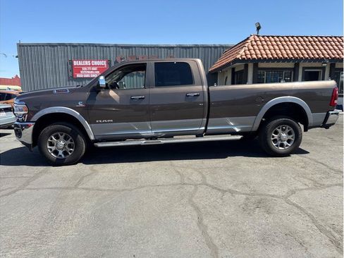Used 2019 RAM 2500 Laramie AWD/4WD image 2