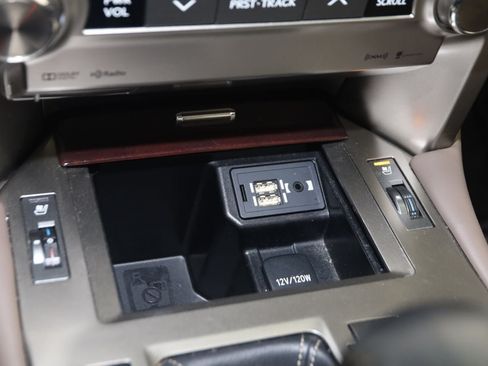 Used 2019 Lexus GX 460 Premium AWD/4WD image 30