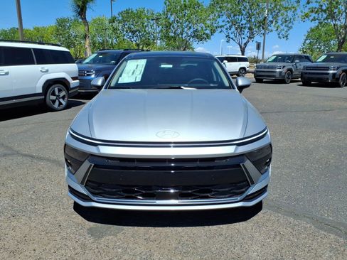 New 2026 Hyundai Sonata SEL FWD image 2