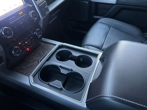 Used 2019 Ford F250 Lariat image 26