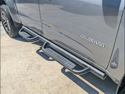 Used 2019 Chevrolet Colorado LT image 14