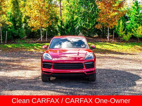 Used 2021 Porsche Cayenne image 2