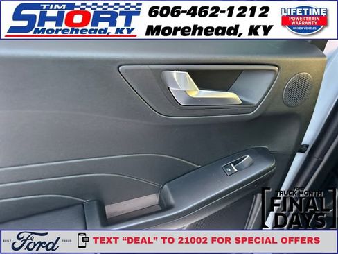 New 2026 Ford Escape SE w/ PHEV Premium Package FWD image 40