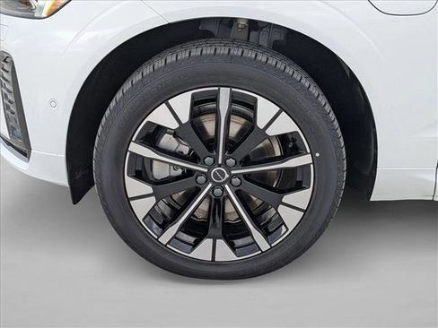New 2026 Volvo XC60 T8 Plus w/ Climate Package image 10