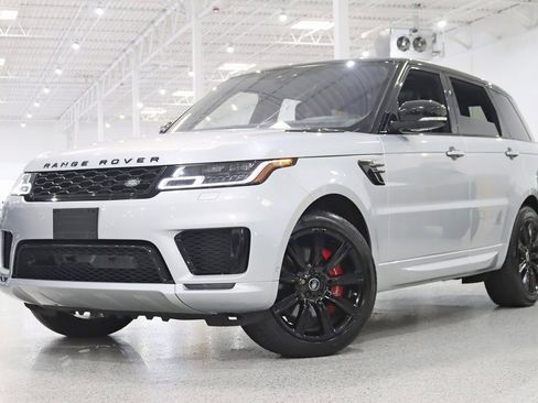 Used 2020 Land Rover Range Rover Sport HST image 6