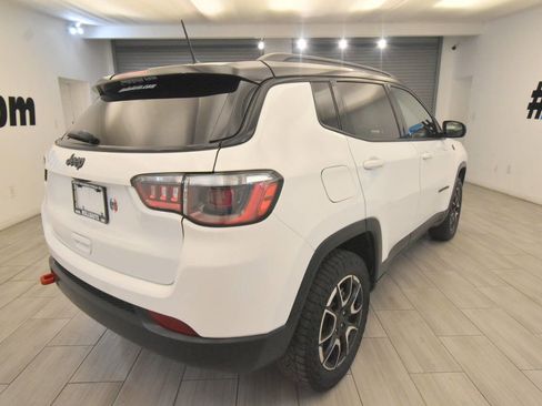 Used 2024 Jeep Compass Trailhawk AWD/4WD image 5