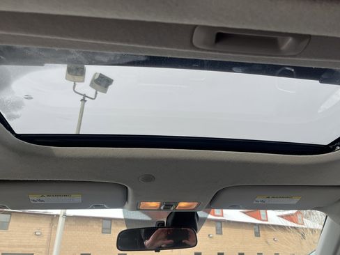 Used 2023 Hyundai Venue SEL image 20