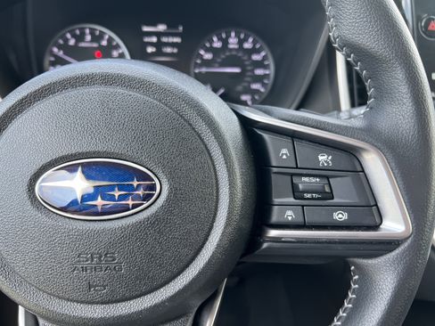 Used 2023 Subaru Ascent Premium w/ Convenience Package AWD/4WD image 29