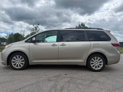 Used 2015 Toyota Sienna XLE