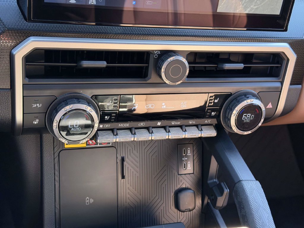 New 2026 Toyota 4Runner Limited AWD/4WD image 5