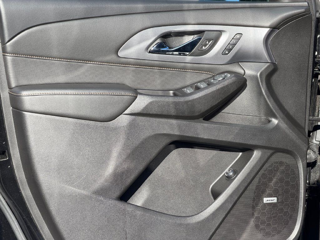 Used 2020 Chevrolet Traverse Premier AWD/4WD image 21